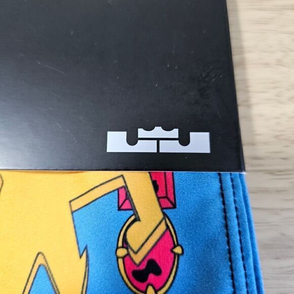 Nike LeBron James Dri-Fit Bandana Royal Lion Logo Unisex Blue Gold Red Black New - Picture 7 of 12